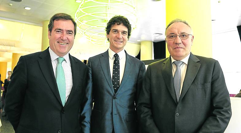 Antonio Garamendi, Unai Rementeria y José Antonio Jainaga.