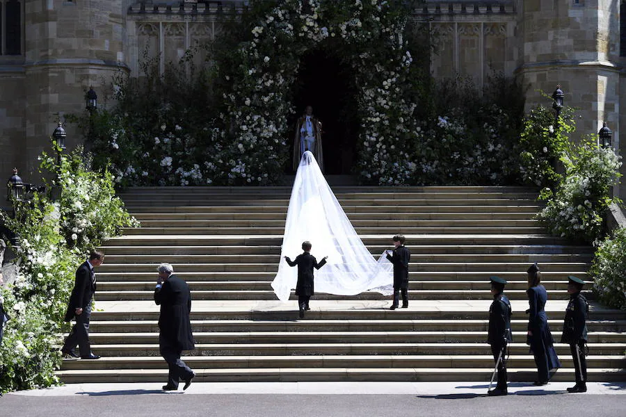 Fotos: El vestido de novia de Meghan Markle al detalle