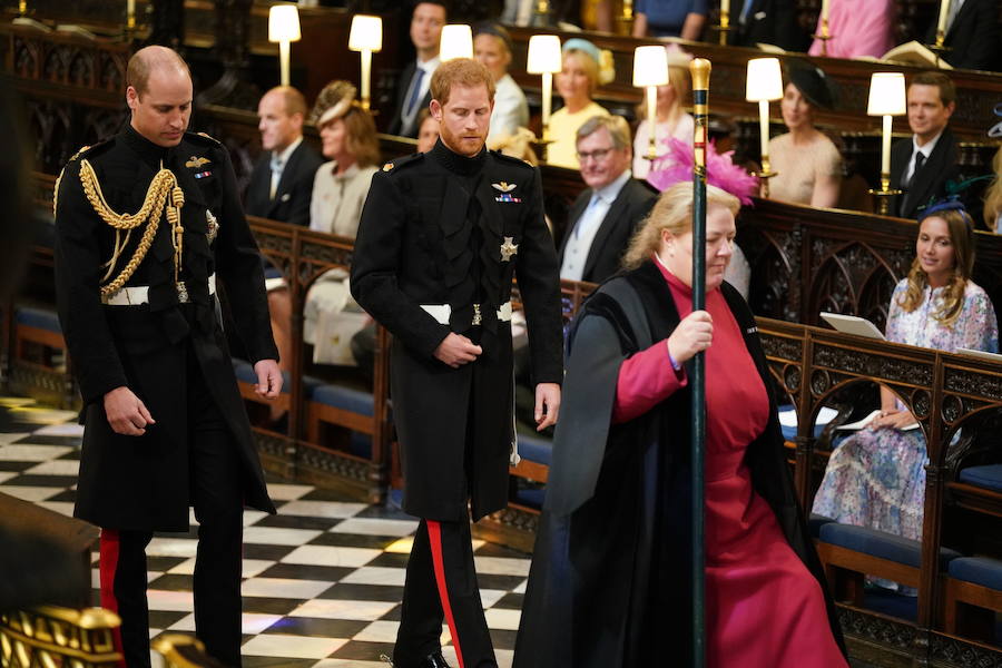 El príncipe Harry y su hermano Gullermo, minutos antes de la ceremonia.