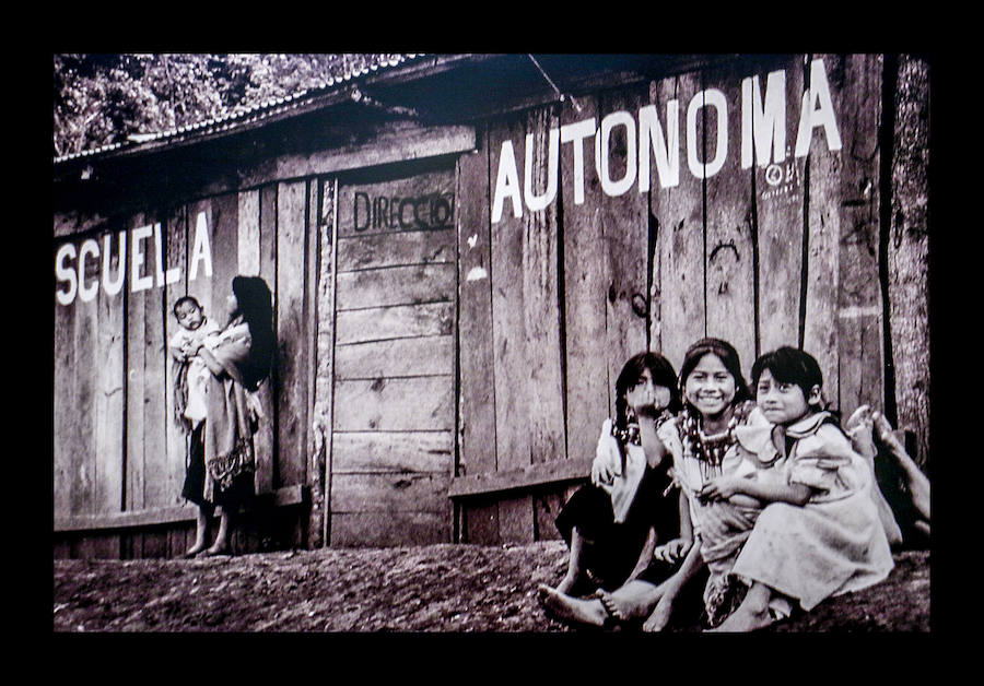 Una exposición rescata las últimas imágenes que compartió el fotoperiodista alavés antes de desaparecer en 2014 en Colombia