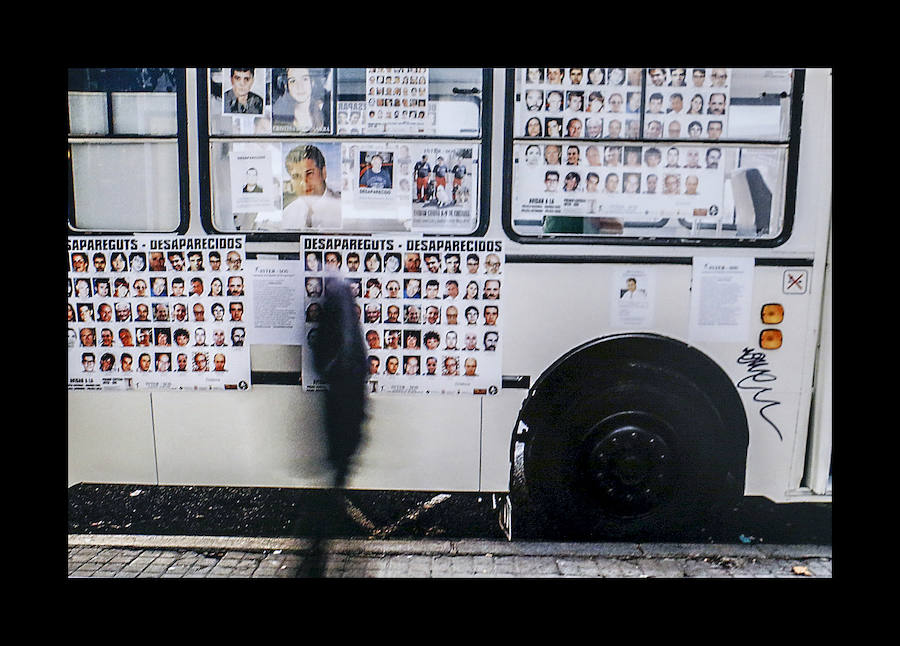 Una exposición rescata las últimas imágenes que compartió el fotoperiodista alavés antes de desaparecer en 2014 en Colombia
