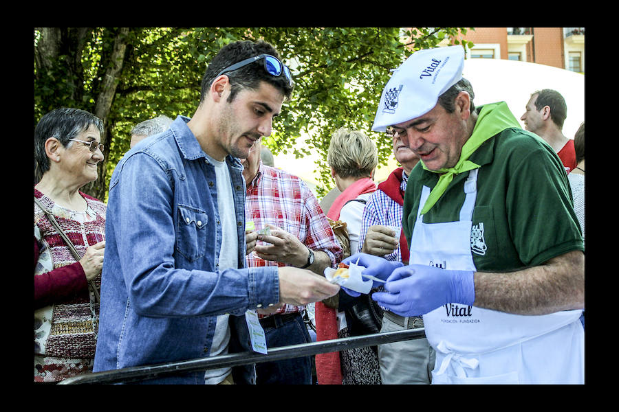 Fotos: Amurrio celebra la vigésima edición del Txakoli Eguna