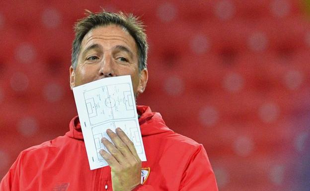 Berizzo, con un esquema táctico. 