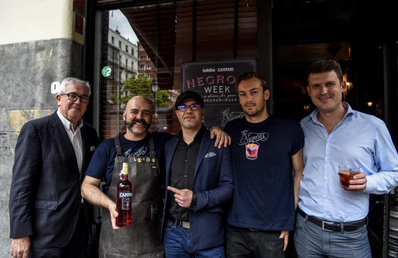 Isidro Elezgarai, Manu Iturregi, Andrea Salvini, Peter Jorgensen y Javier López. 