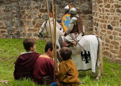 Imagen secundaria 1 - Encuentro medieval en Muskiz: la historia más divertida
