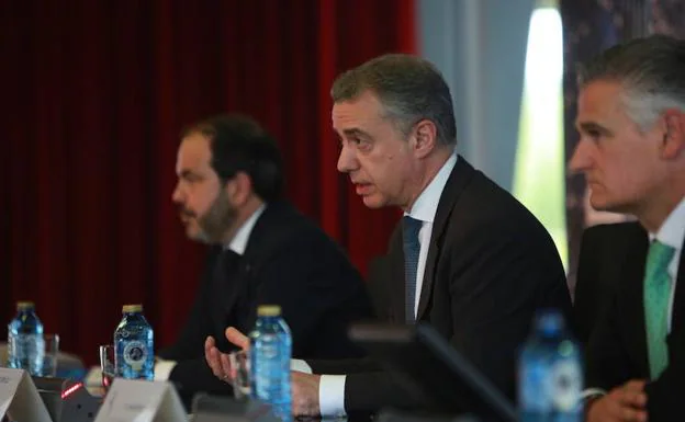 El lehendakari, Iñigo Urkullu, ha intervenido en la asamblea de la patronal alavesa.