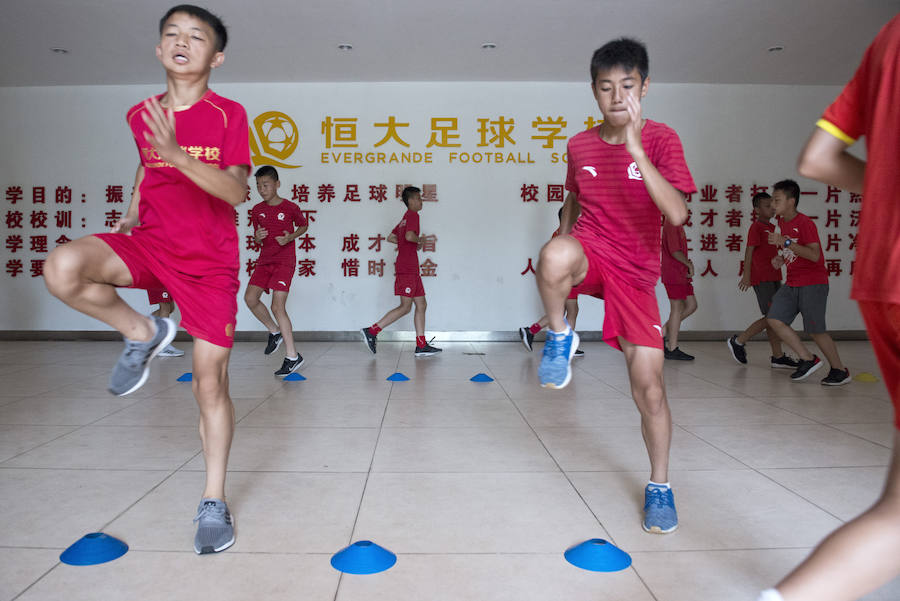 El Correo visita la mayor escuela de fútbol del mundo