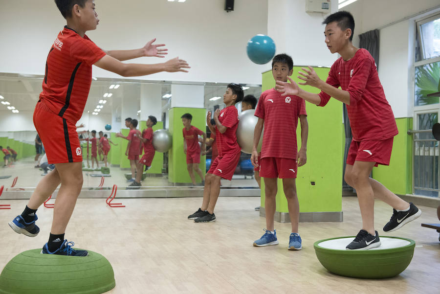 El Correo visita la mayor escuela de fútbol del mundo