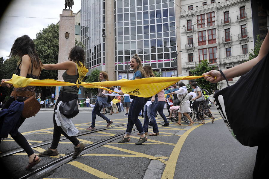 Cerca de 100.000 personas participan en la iniciativa de Gure Esku Dago