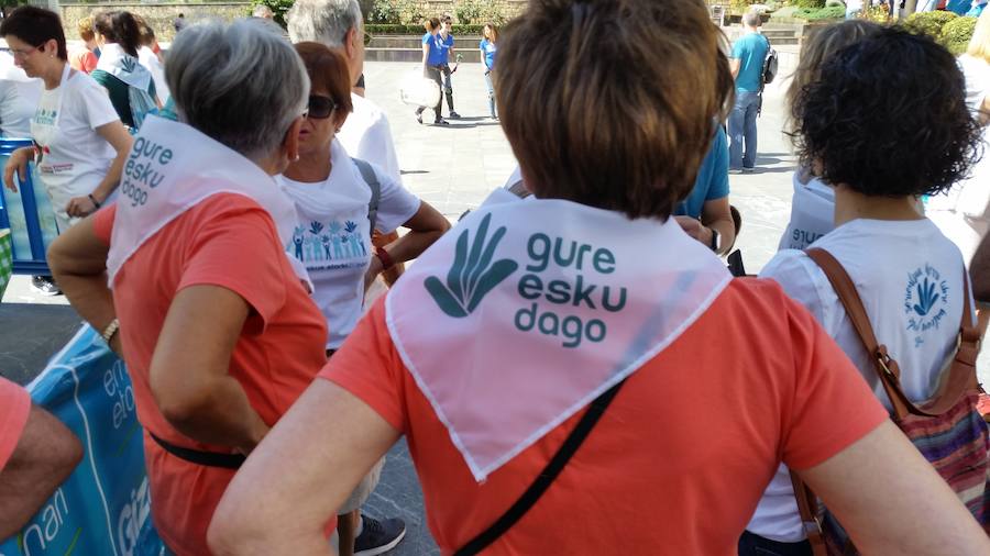 Cerca de 100.000 personas participan en la iniciativa de Gure Esku Dago