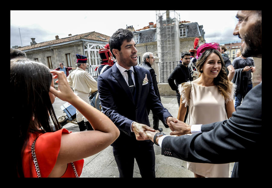 El capitán del Deportivo Alavés ha contraído matrimonio con su novia este sábado en una ceremonia que se ha celebrado en la iglesia de San Miguel, en Vitoria