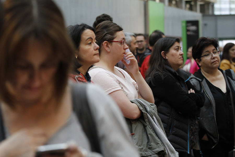 Las oposiciones pasan este fin de semana su momento más crítico al examinarse 76.500 aspirantes en tres días