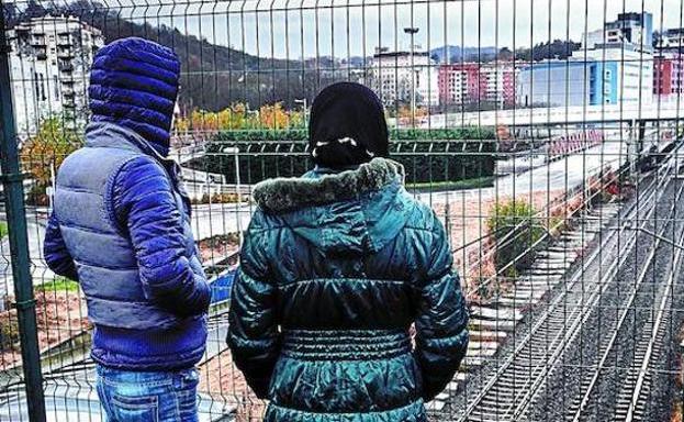 Las solicitudes de asilo de refugiados se duplican en Euskadi en el último año