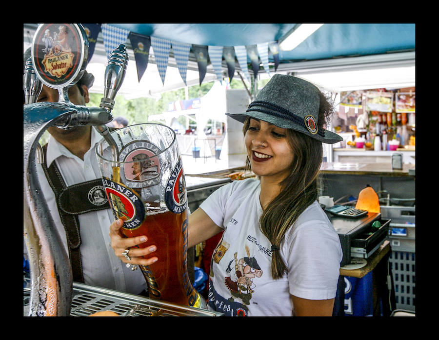 Agarramos el pasaporte y nos embarcamos en una vuelta al mundo que tiene su primera parada en los puestos gastronómicos del certamen ubicado en el barrio de El Pilar