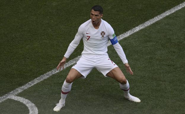 Cristiano Ronaldo celebra su cuarto gol del Mundial. 