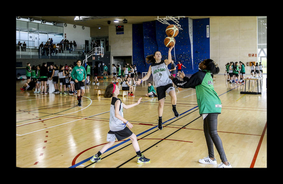 El Ararteko y el Araski unen fuerzas en el II Encuentro por la Integración