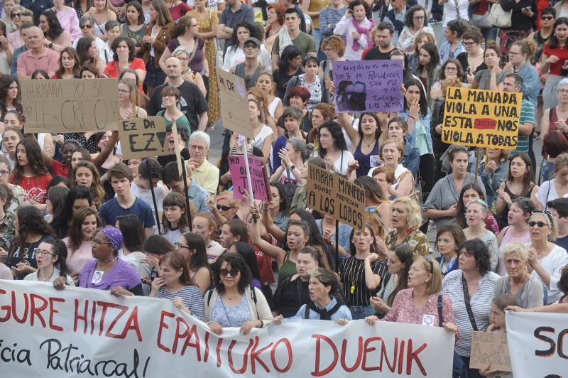 Fotos: Miles de personas protestan en Bilbao por la puesta en libertad de &#039;La Manada&#039;