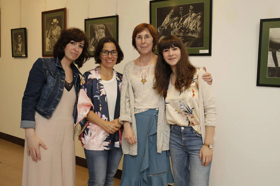 Ainhoa Pérez, Amaia Agirre, Josune Olaeta y Ane Calvo. 