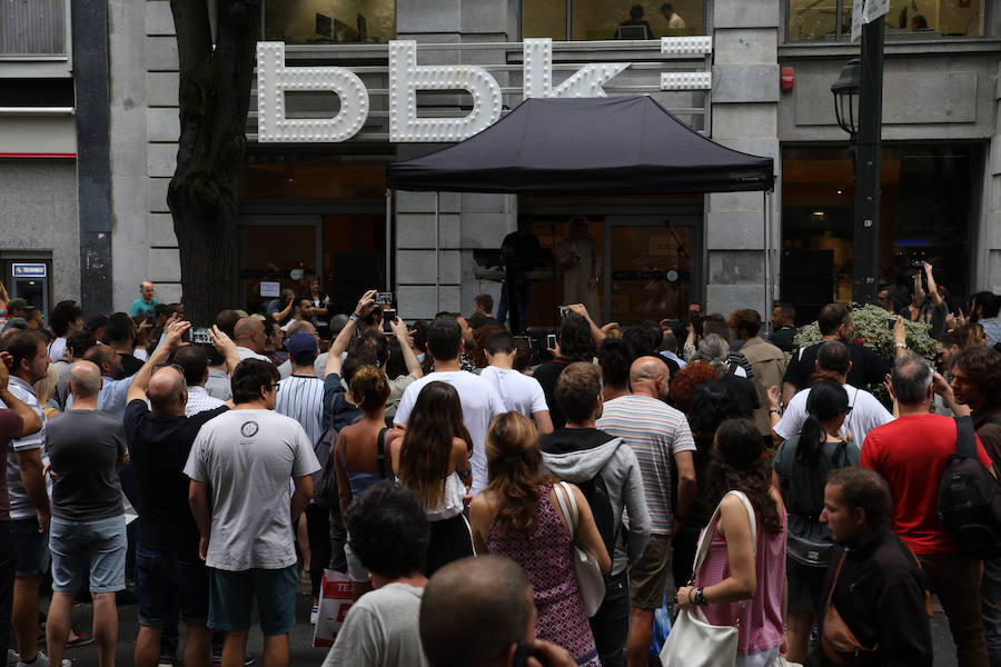 Techno árabe en plena calle para arrancar el festival