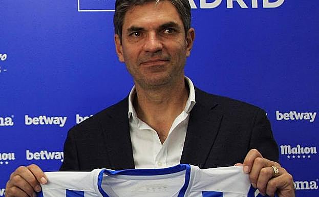 Mauricio Pellegrino, en su presentación como nuevo entrenador del Leganés en el estadio de Butarque, esta misma semana. 