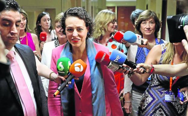 La ministra de Trabajo, Magdalena Valerio, a su llegada el pasado martes al Congreso.