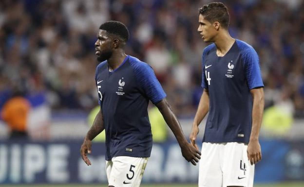 Varane y Umtiti, en un partido del Mundial. 