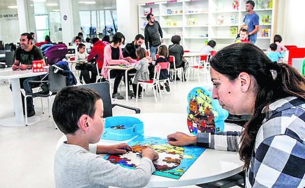 El centro cívico de Zabalgana será uno de los puntos neurálgicos de los cursos municipales. 