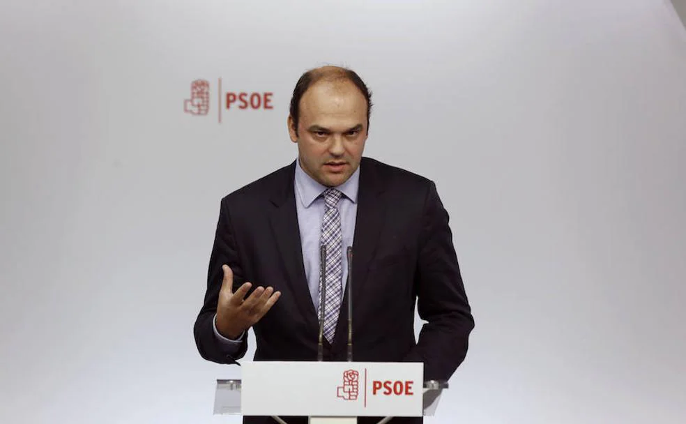 José Carlos Díez fue responsable del área económica de la Ponencia marco del PSOE. 