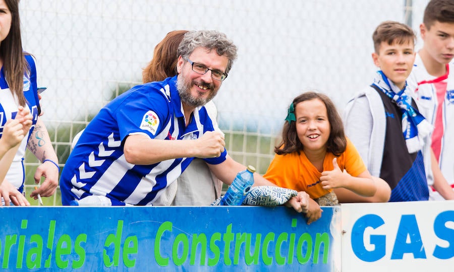 Fotos: Las fotos del partido entre el Alavés y el Logroñés en Laguardia