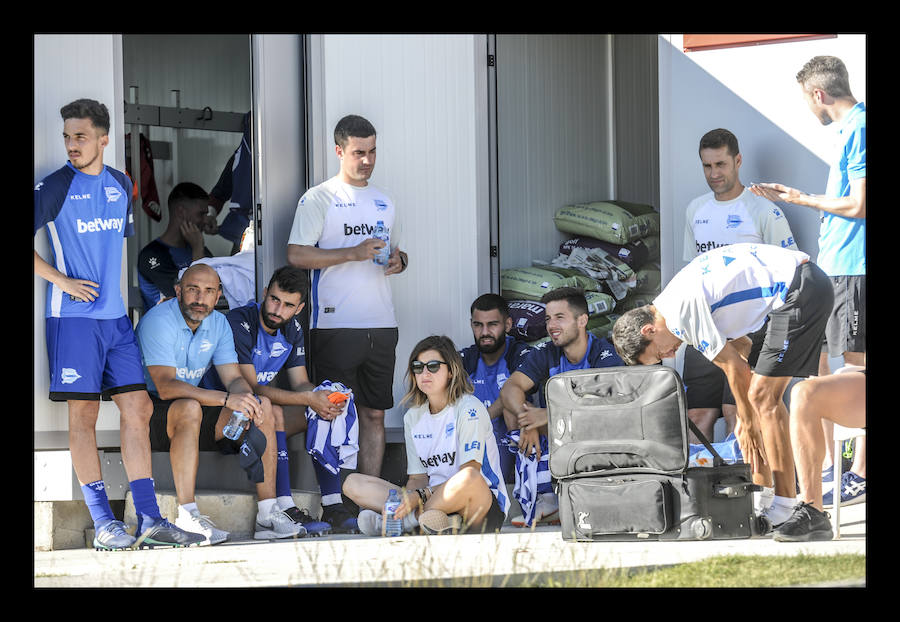 El Alavés ha empatado a uno en el partido de pretemporada disputado en Los Ángeles de San Rafael (Segovia) contra el Leganés de Mauricio Pellegrino.