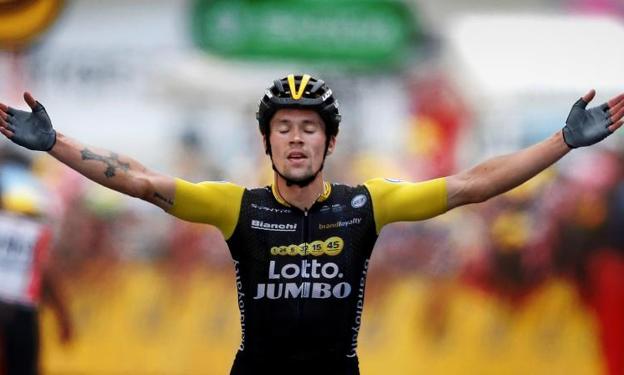 Roglic celebra la victoria.