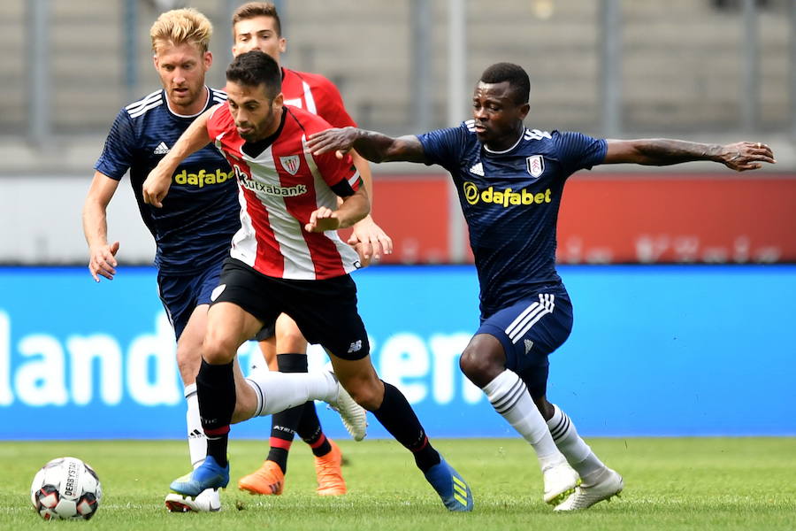 Cuarto amistoso de pretemporada del nuevo Athletic de Eduardo Berizzo, se dejó remontar por el Fulham inglés, que ganó 3-1, en la segunda semifinal de la Copa de las Tradiciones y luchará por el tercer puesto del trofeo.