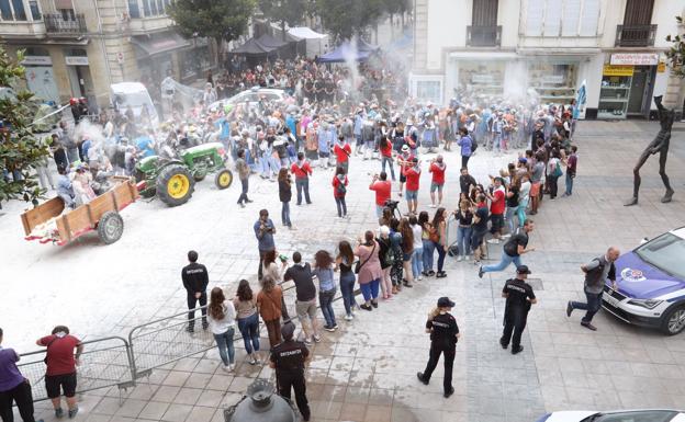 La harina ha sobrevolado la calle Dato.