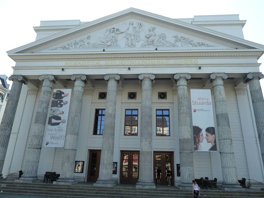 Teatro de la ciudad.