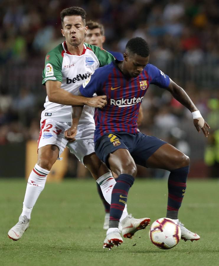 El Camp Nou ha albergado este sábado el primer partido de la Liga Santander de la temporada 2018-2019