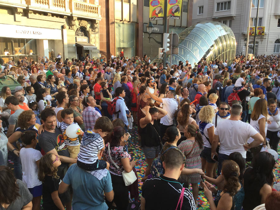 Fotos: El desfile de la ballena congrega a cientos de personas