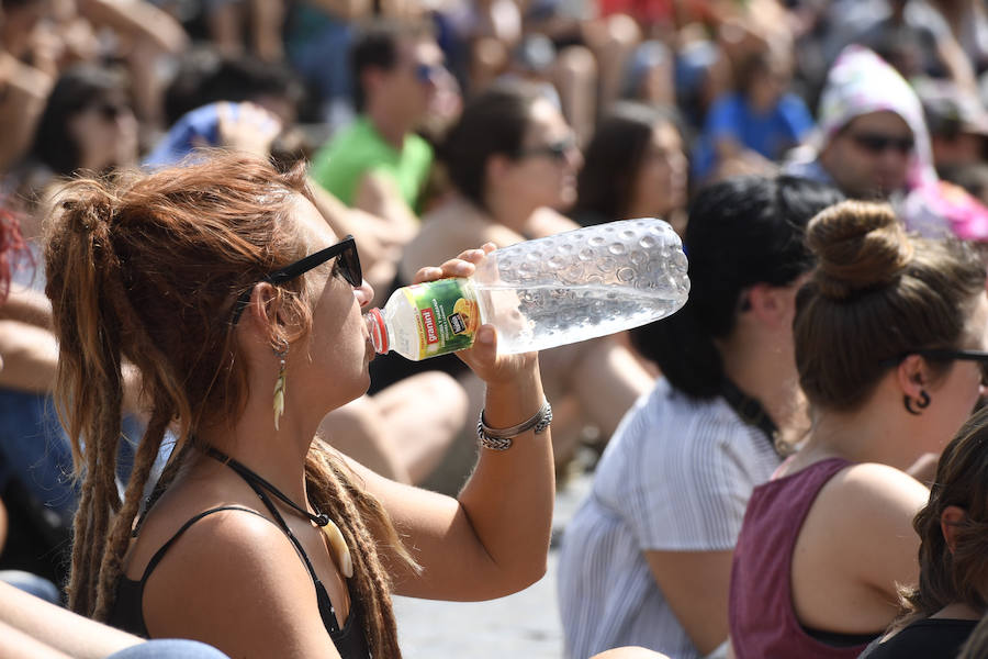 Este martes de Aste Nagusia el teatro de calle ha vuelto a triunfar entre los bilbaínos