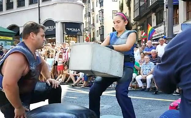 Udane, la harrijasotzaile de 12 años