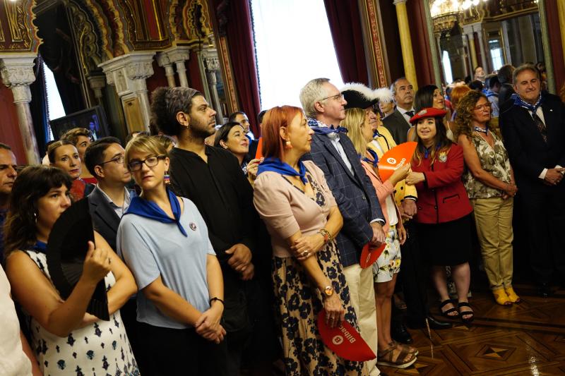 El alcalde de Bilbao, Juan María Aburto, ha ofrecido hoy la tradicional recepción a la sociedad bilbaína con motivo de la Aste Nagusia