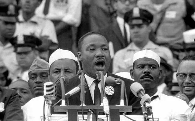Líder. Martin Luther King se dirige a los manifestantes que se desplazaron a Washington para reclamar sus derechos civiles. 