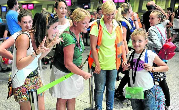 Muchas de las familias participantes en el programa se reencontrarán el próximo verano con los pequeños.