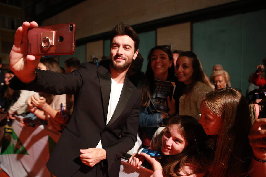 Javier Rey, con sus fans.