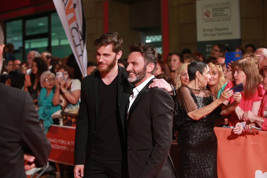 Manu Vega y Fernando Tejero, antes del estreno.