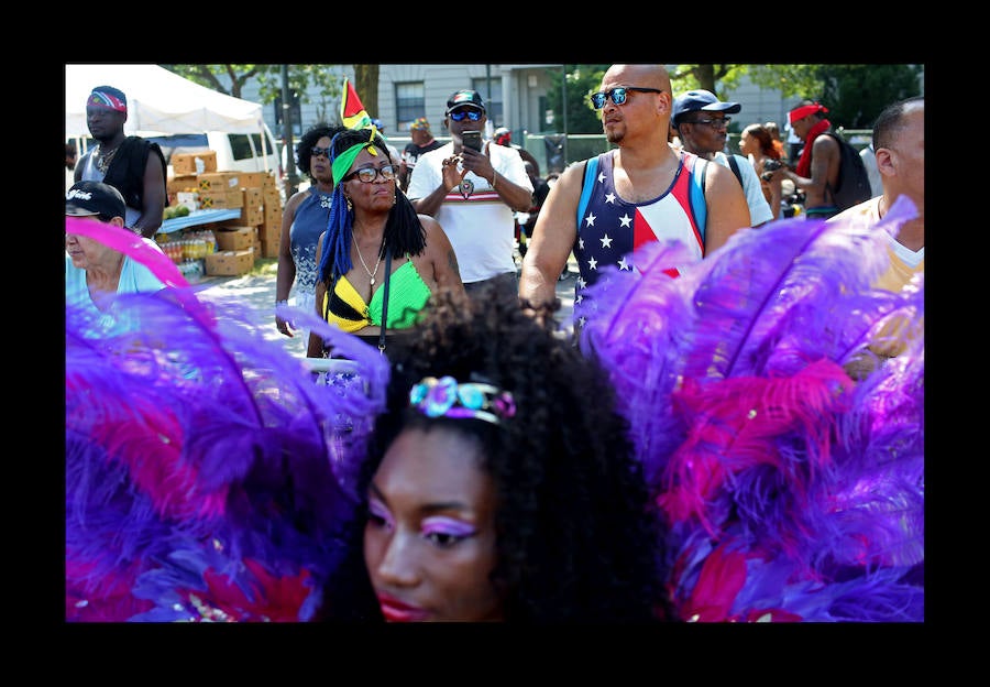 Participantes en el desfile anual del día de las Indias Occidentales el 3 de septiembre de 2018 en el barrio de Brooklyn de la ciudad de Nueva York. El desfile es una de las mayores celebraciones de la cultura caribeña en América del Norte. 