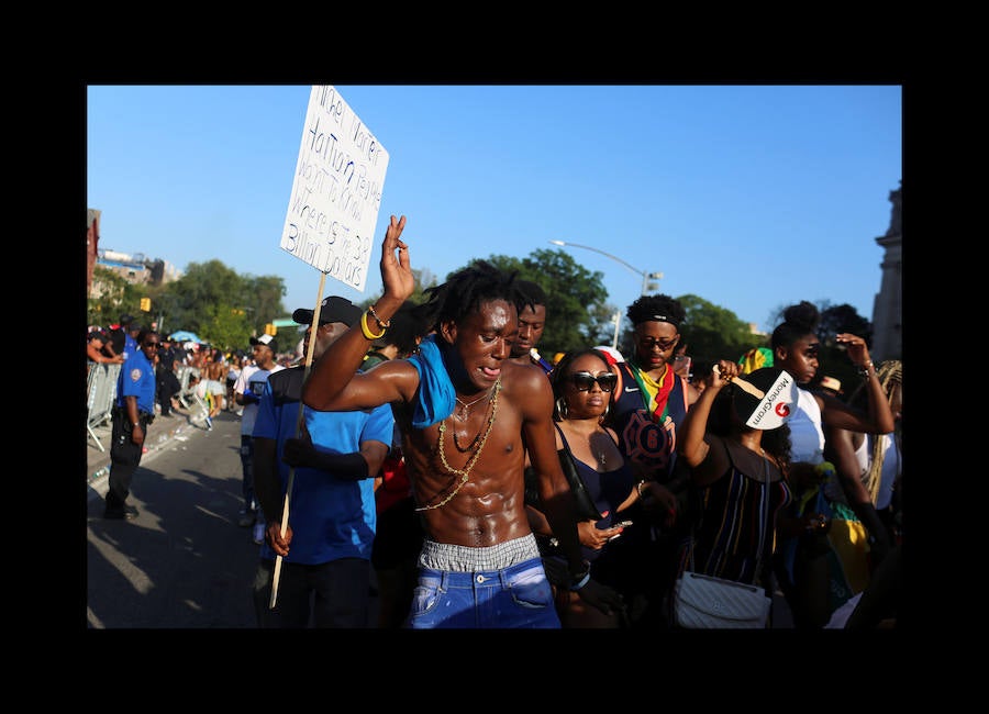 Participantes en el desfile anual del día de las Indias Occidentales el 3 de septiembre de 2018 en el barrio de Brooklyn de la ciudad de Nueva York. El desfile es una de las mayores celebraciones de la cultura caribeña en América del Norte. 