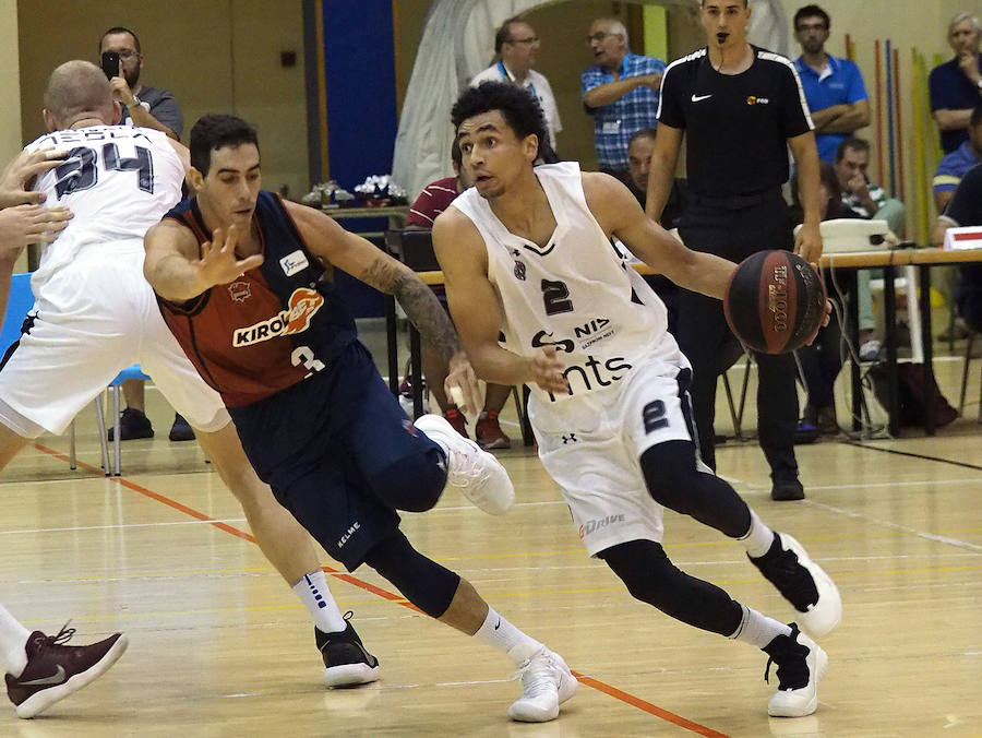 Fotos: Amistoso Baskonia - Partizan