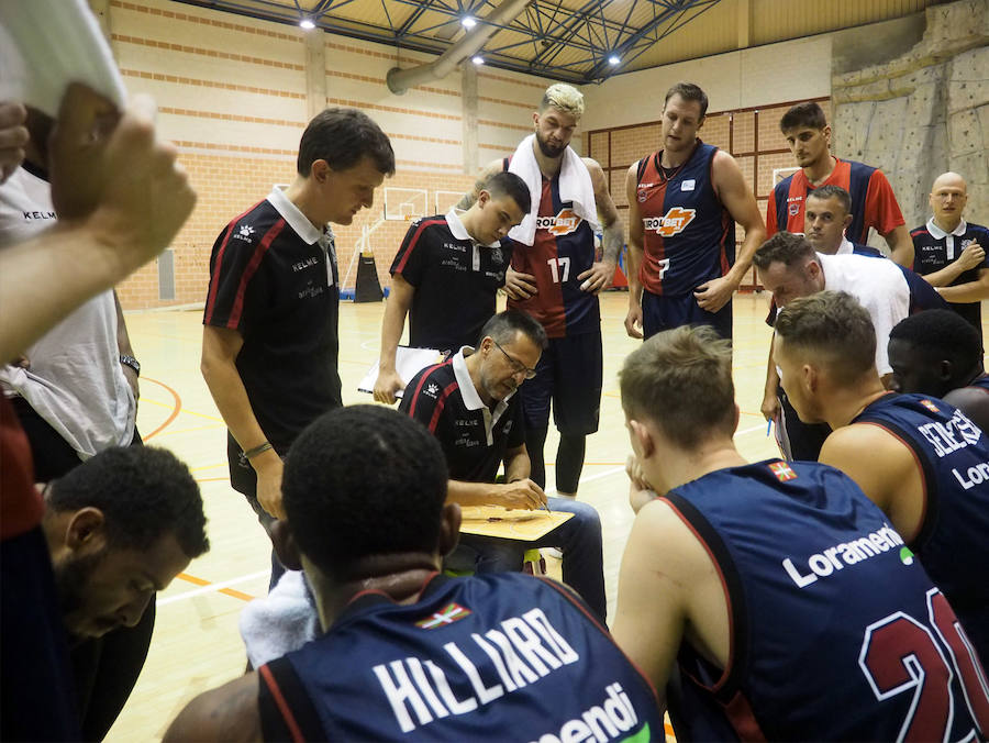 Fotos: Amistoso Baskonia - Partizan