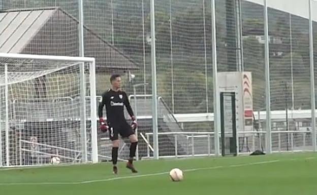 Remiro, en un momento del partido.