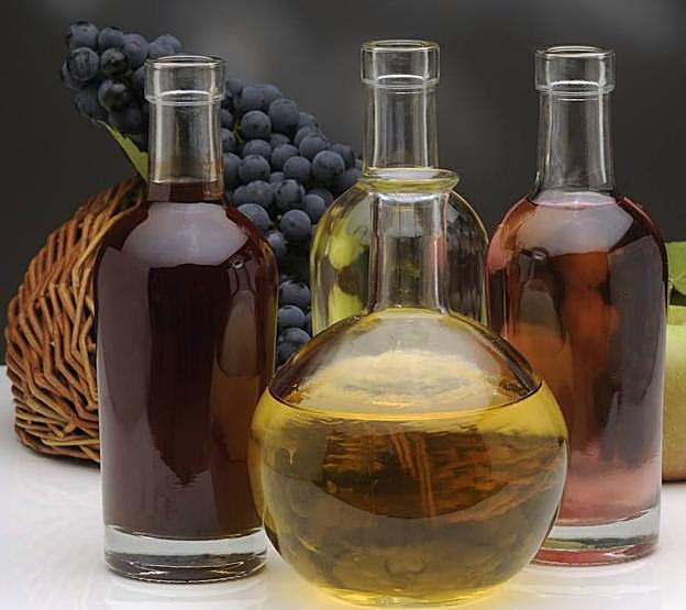 Botellas de vinagre de Módena.