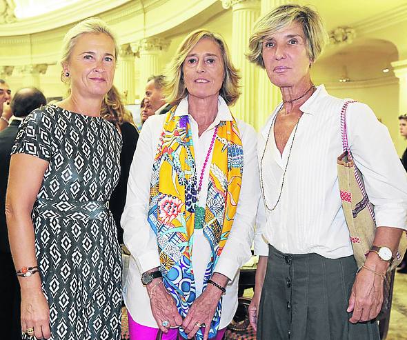 Helena Herrero, Teresa Arenaza y María Caballero.